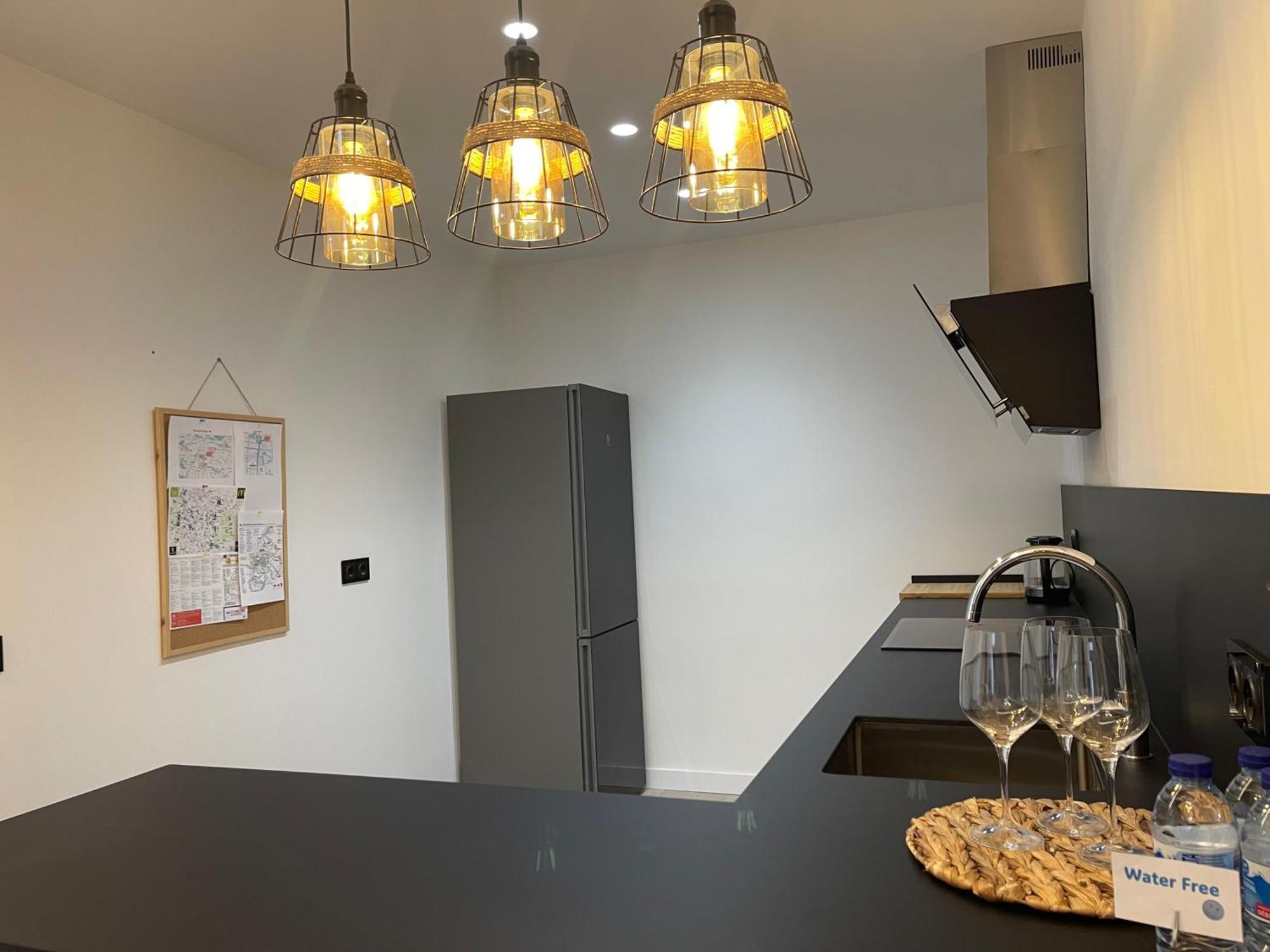 R&K Atocha Apartment Madrid Bagian luar foto
