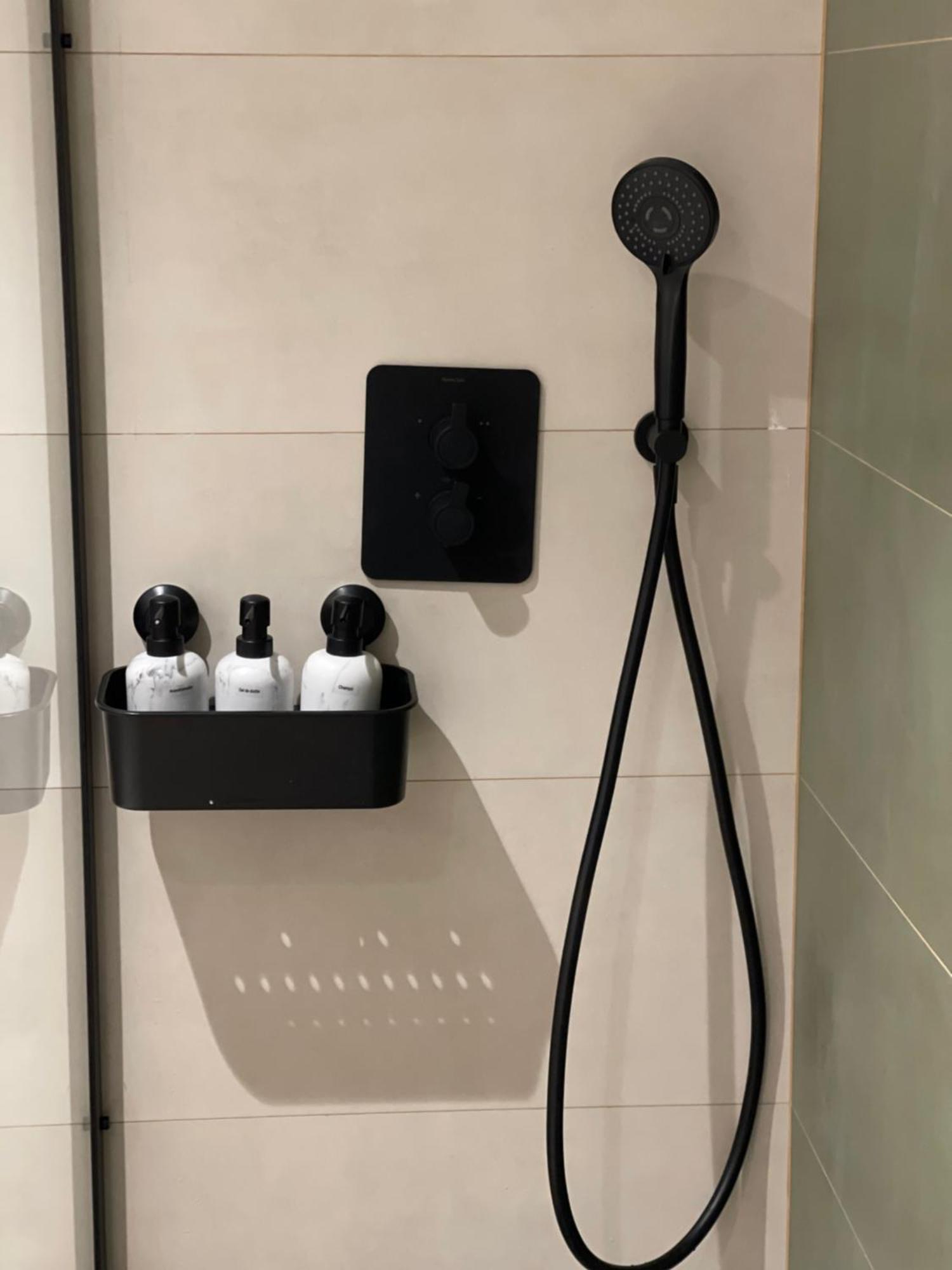 R&K Atocha Apartment Madrid Bagian luar foto