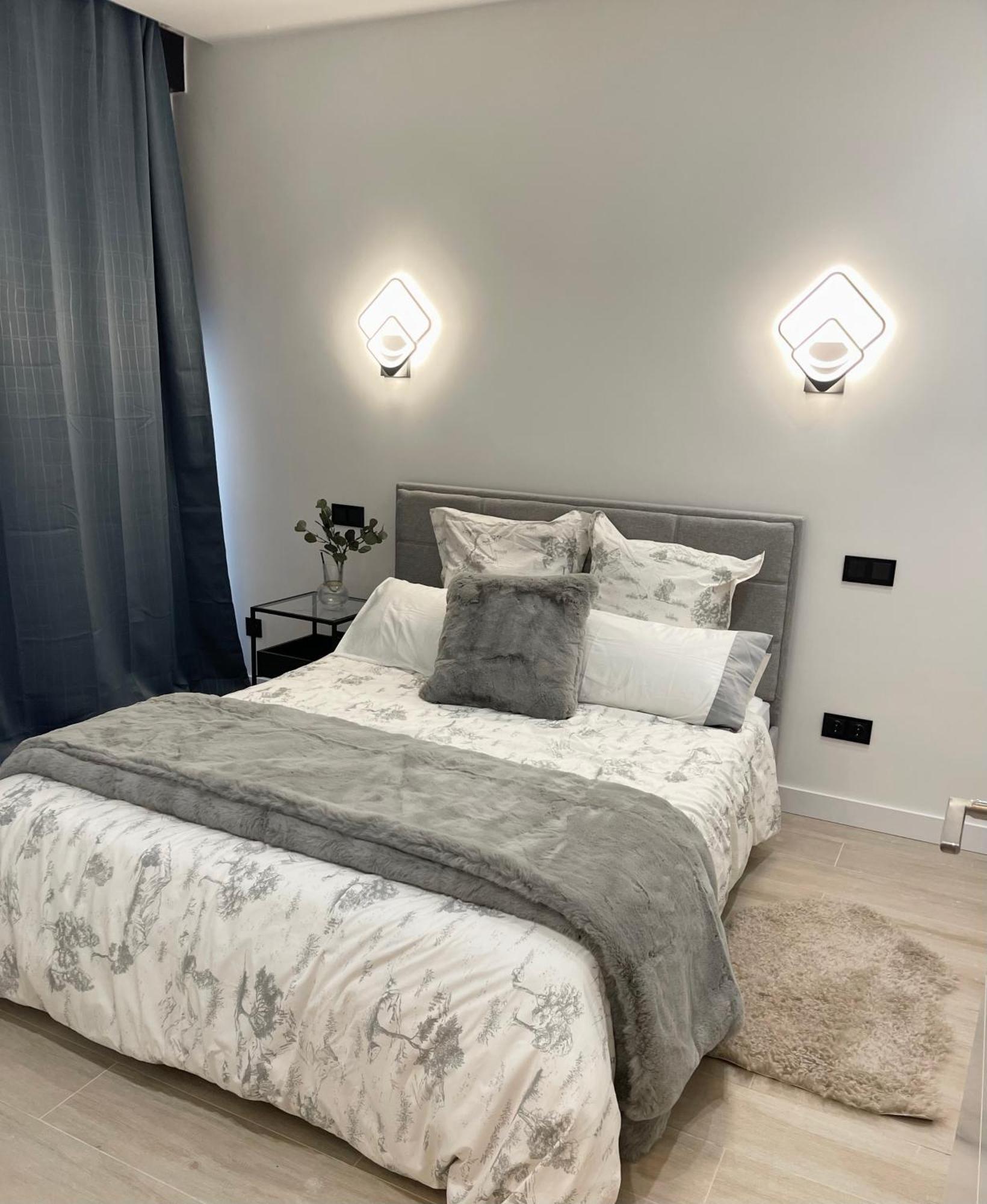 R&K Atocha Apartment Madrid Bagian luar foto